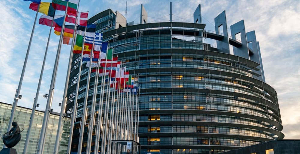 Parlamenti Europian ben thirrje per liberalizimin e vizave per Kosoven